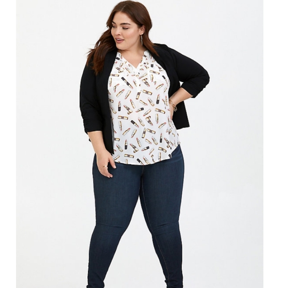 Sleeveless Lipstick Torrid Harper Blouse - Picture 3 of 4